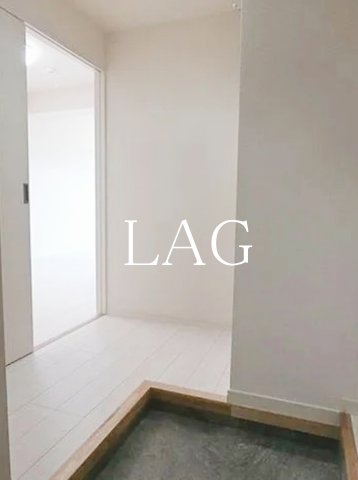 玄関　玄関です。
