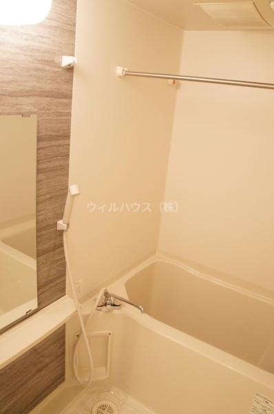 バス・シャワールーム　キレイな浴室です！