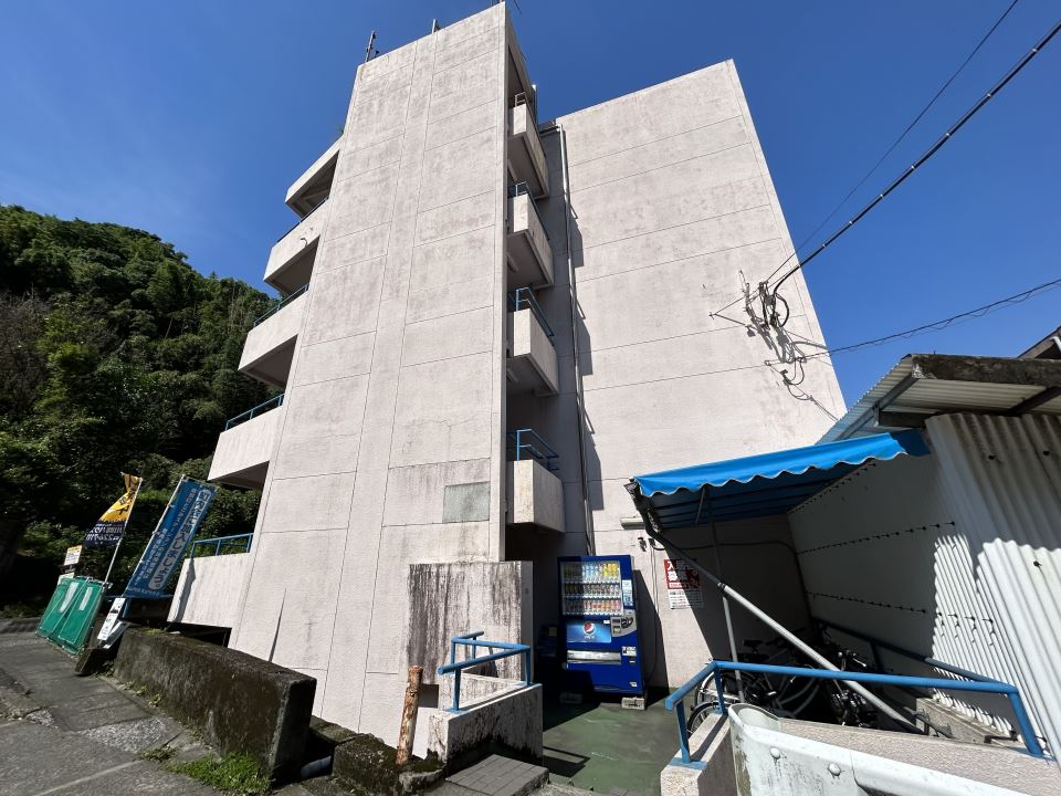 なごみマンション城山の外観写真