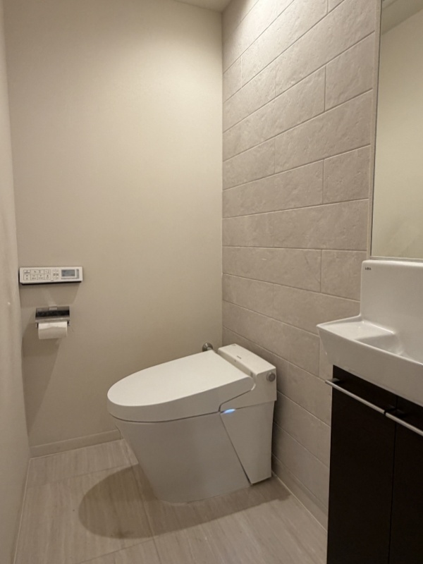 ドムス青山のトイレ写真