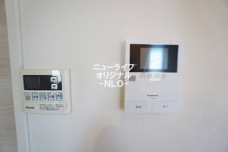 セキュリティ　室内から訪問者を目視できるTVモニターホン付きで安心☆