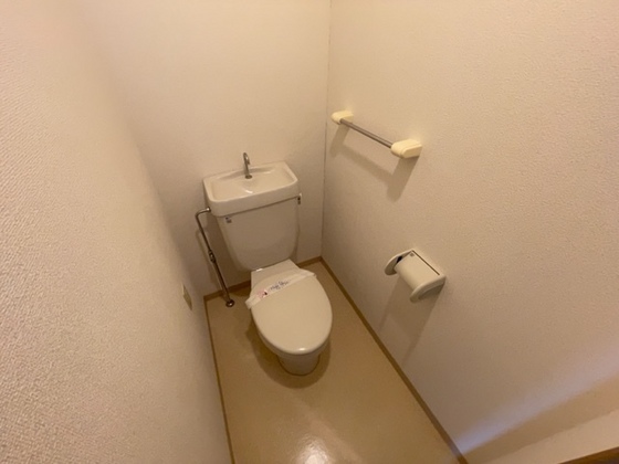 トイレ　※別部屋の写真です