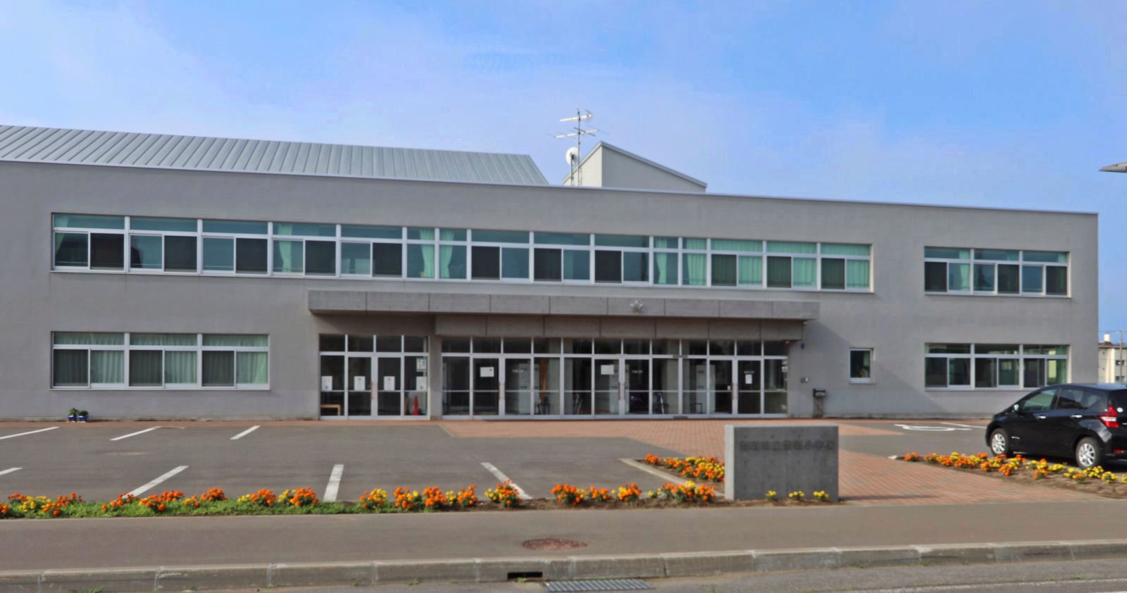 小学校　留萌市立留萌小学校（小学校）まで1209m