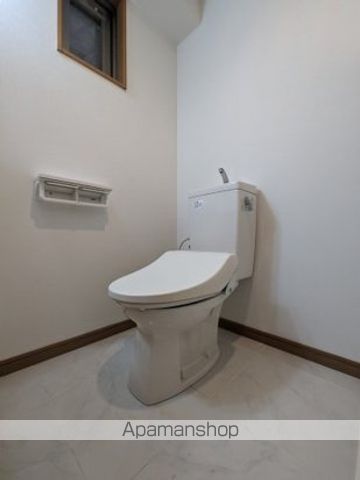ＪＲ中央線 吉祥寺駅 徒歩10分 4階建 築21年のトイレ写真