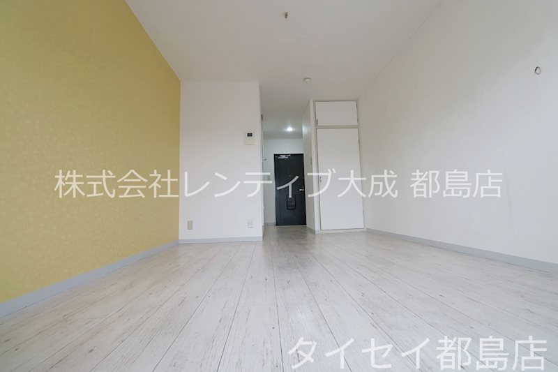 ハイム成育の居間写真