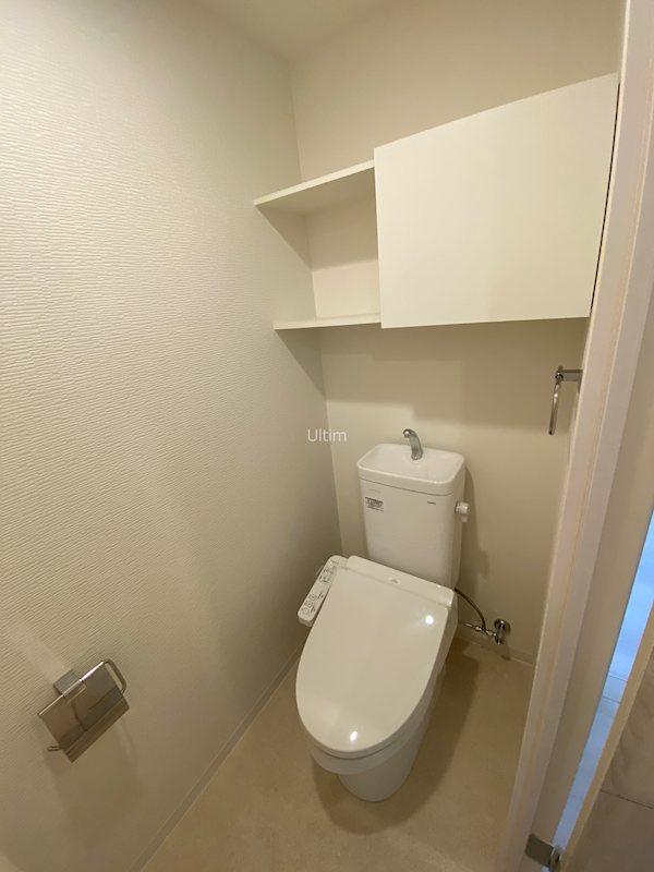 トイレ　別部屋のお写真です。ご参考までに！