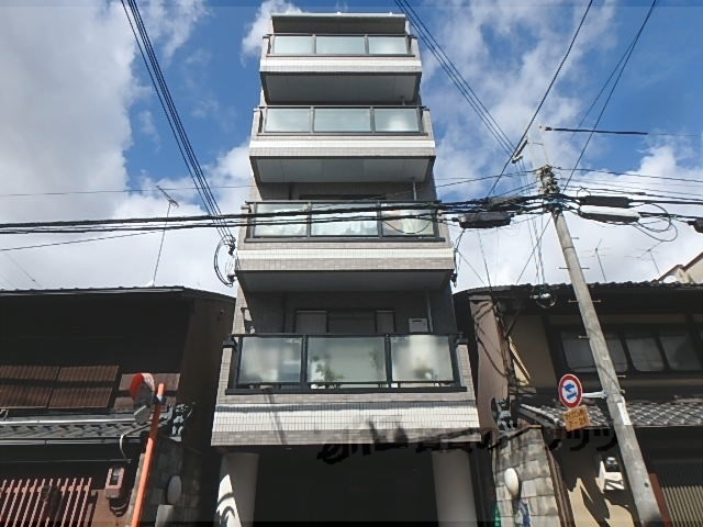 AREADEUXの外観写真