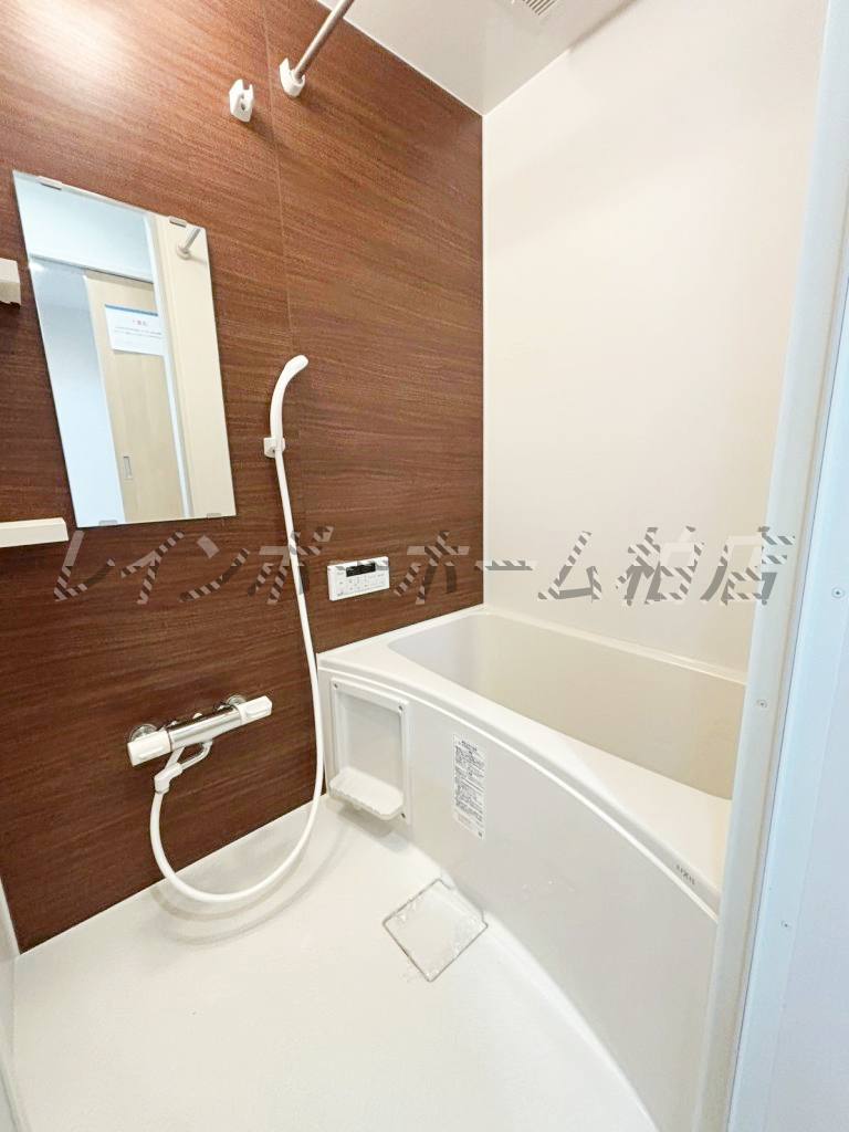 バス・シャワールーム　別部屋。参考写真。