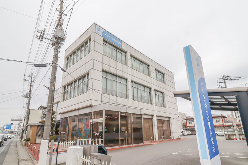 銀行　ぐんまみらい信用組合 東群馬営業部（銀行）まで4375m