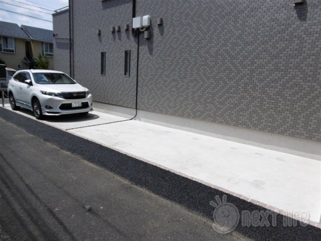 駐車場　カーサエルヴィータ