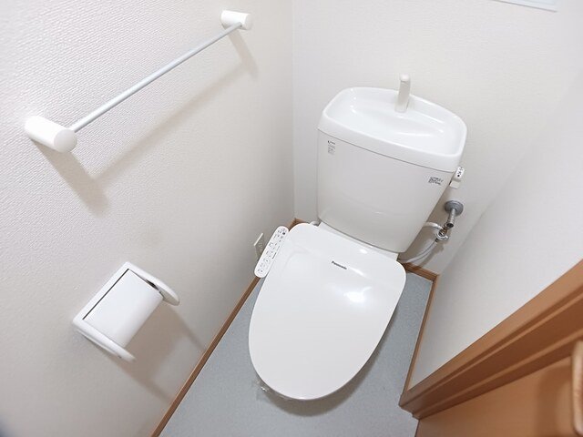 トイレ　シンプルで使いやすいトイレです