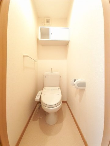 トイレ　落ち着いたトイレです