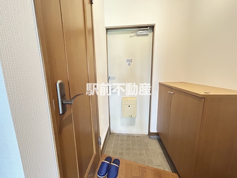 玄関　大きめのシューズボックス付☆