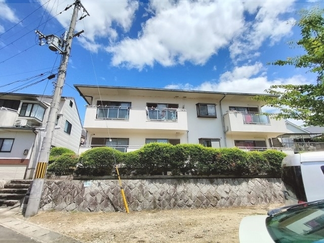 京都市西京区嵐山内田町のマンションの建物外観