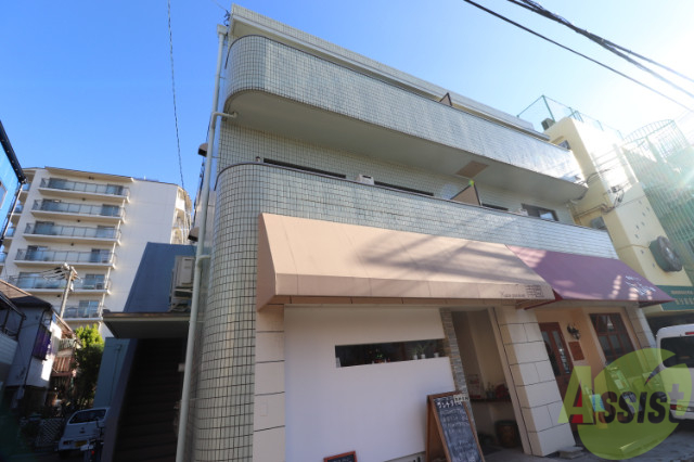 【神戸市垂水区西舞子のマンションの建物外観】