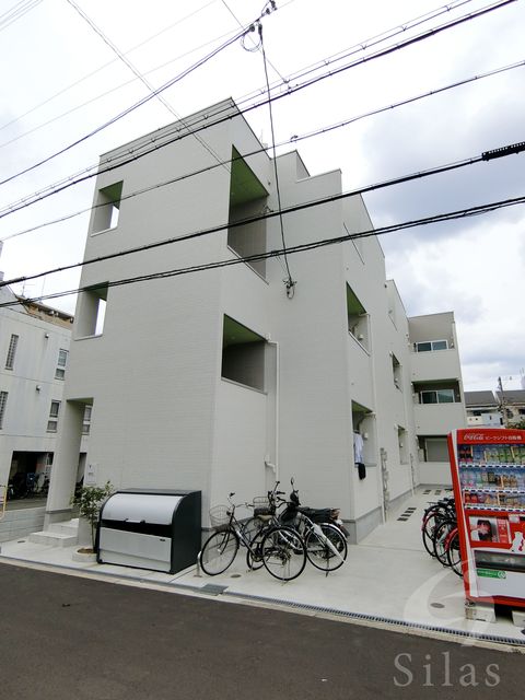 大阪市住吉区山之内のアパートの建物外観