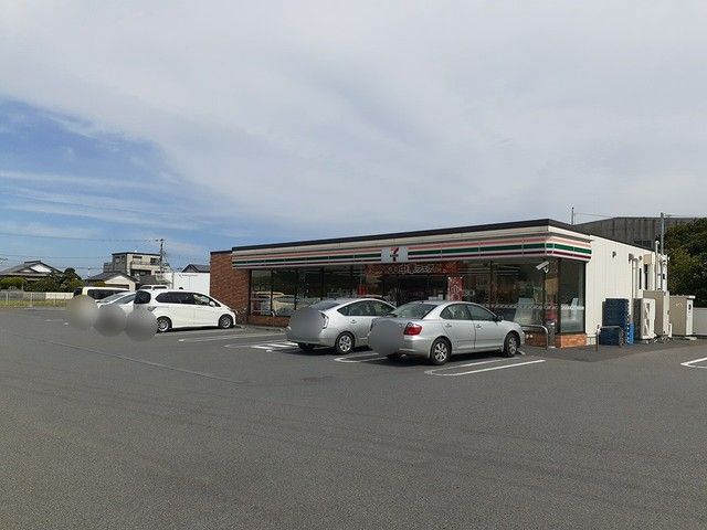 コンビニ　セブンイレブン木更津江川店（コンビニ）まで150m