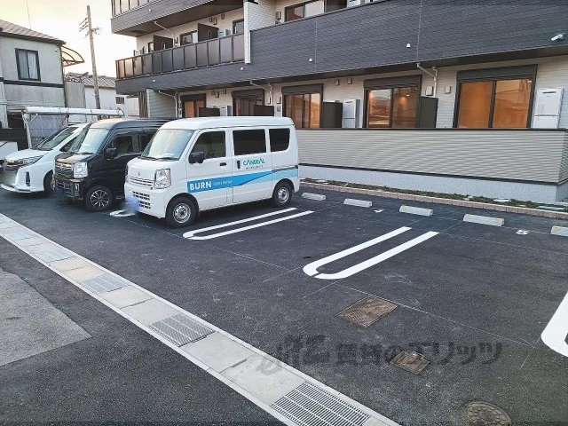 【ルフレの駐車場】