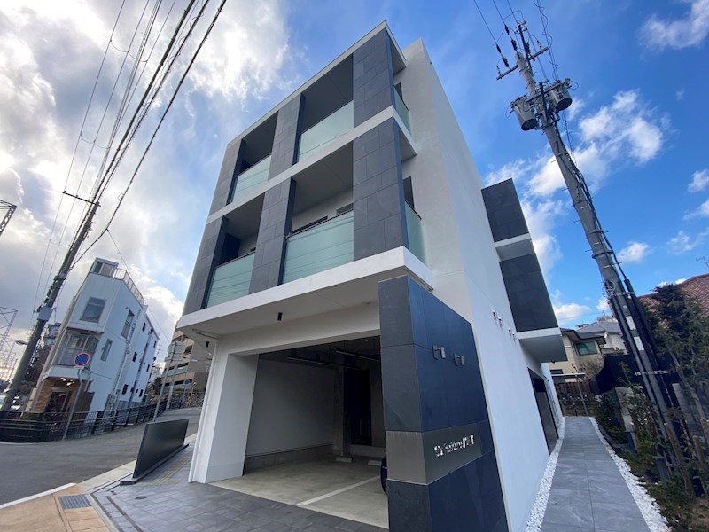 【S’z Residence ASHIYAの建物外観】