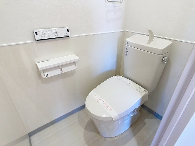 トイレ　現況が相違する場合は現況を優先致します。2025年11月撮影