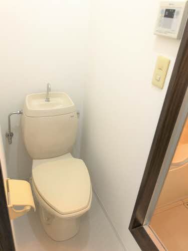 トイレ　トイレ