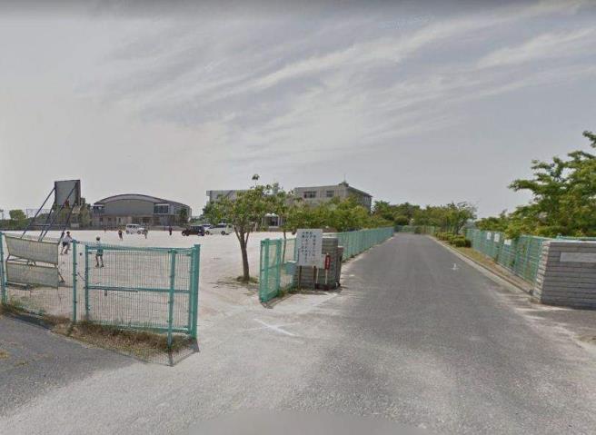 小学校　川上小学校（小学校）まで1850m