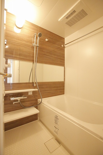 バス・シャワールーム　バス※別部屋参考写真