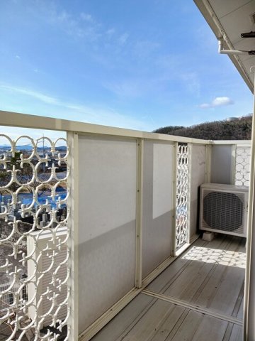 バルコニー　バルコニーがあります