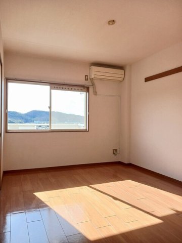 その他部屋・スペース　明るい色調の室内です