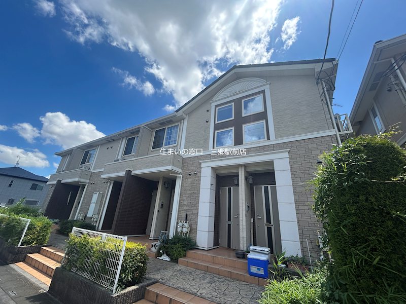 建物外観　イアリスIIのご紹介は住まいの窓口アソシエへ