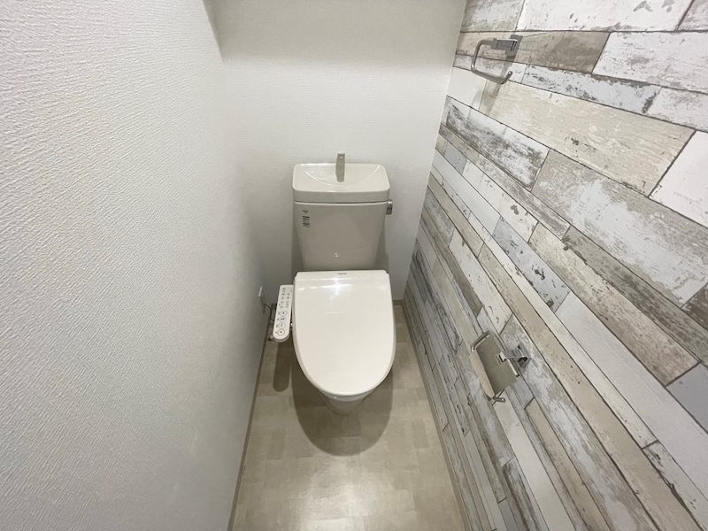 トイレ　別号室参考写真