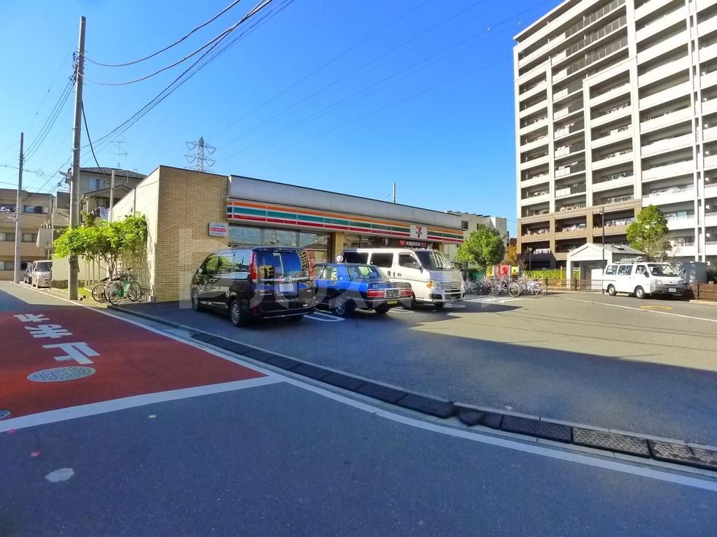 コンビニ　セブンイレブン足立梅田5丁目店（コンビニ）まで440m