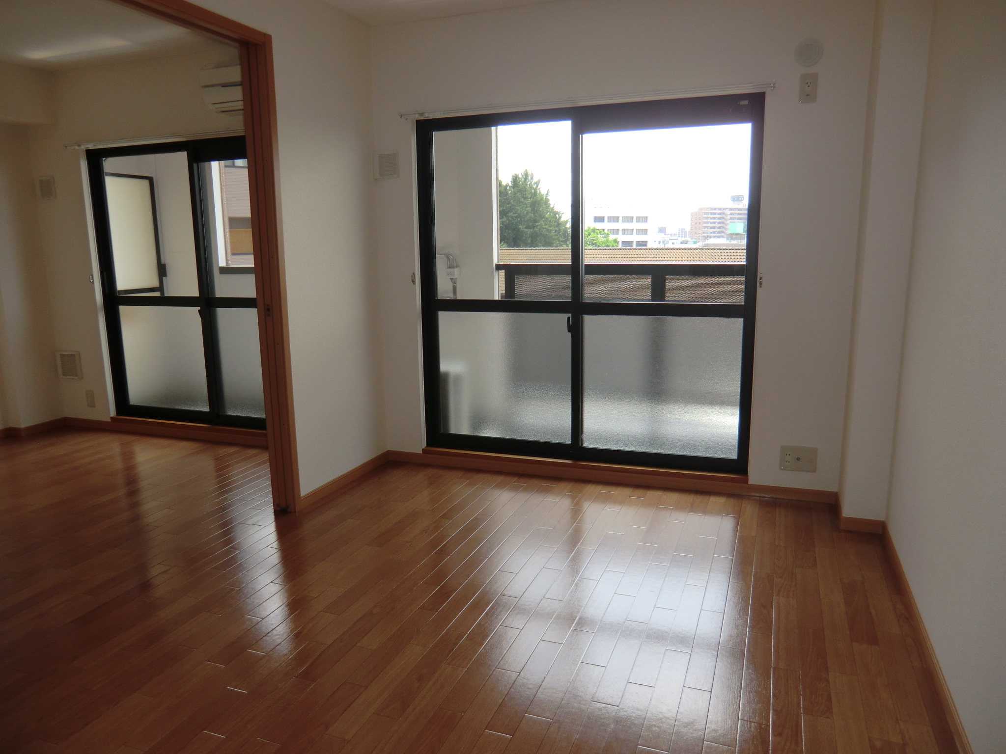 その他部屋・スペース　南側洋室