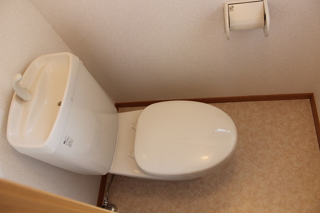 名鉄津島線 木田駅 徒歩10分 2階建 築23年のトイレ写真