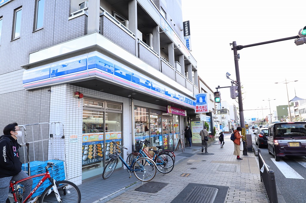 コンビニ　ローソン東寺駅前店（コンビニ）まで194m