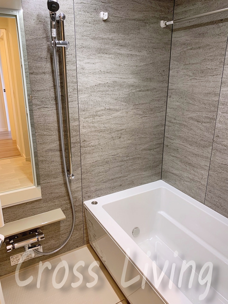 バス・シャワールーム　浴室乾燥、追炊き機能付き♪