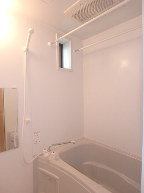 バス・シャワールーム　図面と現状に相違がある場合には現状を優先