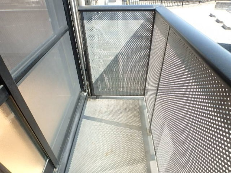 バルコニー　図面と現状に相違がある場合には現状を優先