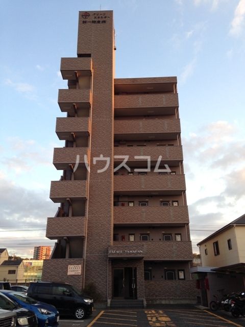 瀬戸市陶本町のマンションの建物外観