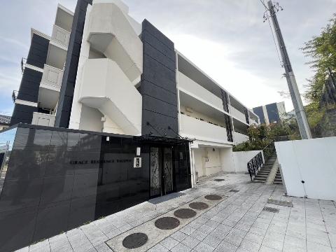 【グレイスレジデンス八事の建物外観】