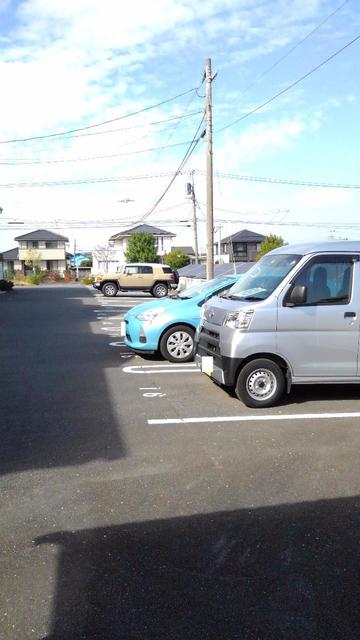 【大分市大字東上野のアパートの駐車場】