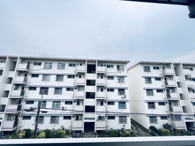 【尼崎市常光寺のマンションの眺望】