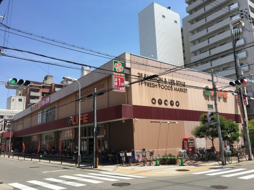 【大阪市浪速区恵美須東のマンションのスーパー】