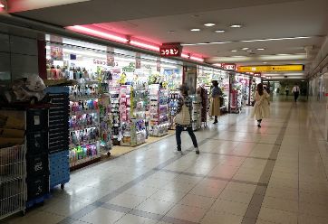 【大阪市都島区片町のアパートのドラックストア】