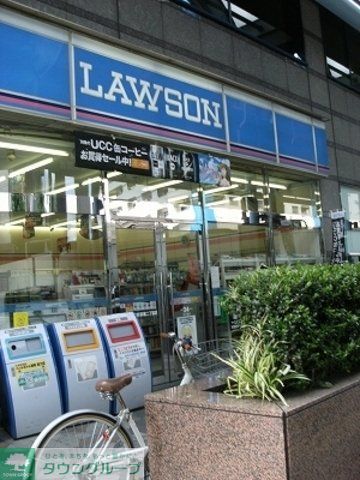 【渋谷区宇田川町のマンションのコンビニ】