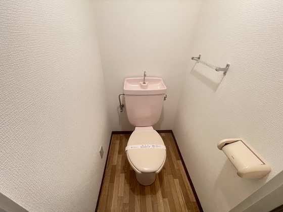 トイレ　※別部屋の写真です