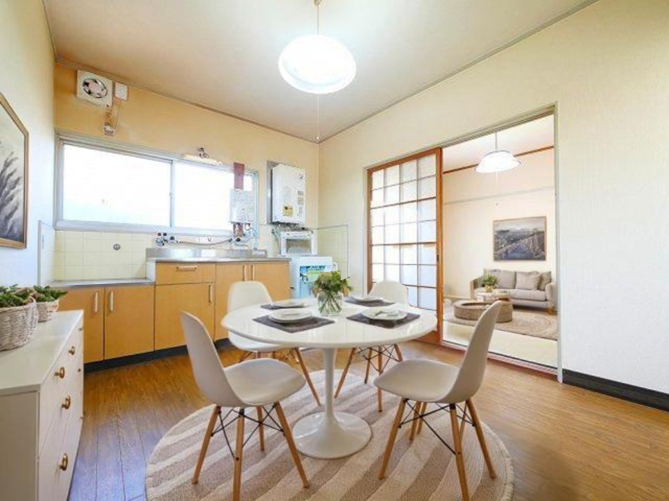 居室・リビング　CGで家具等を配置したもので家具等は含まれません