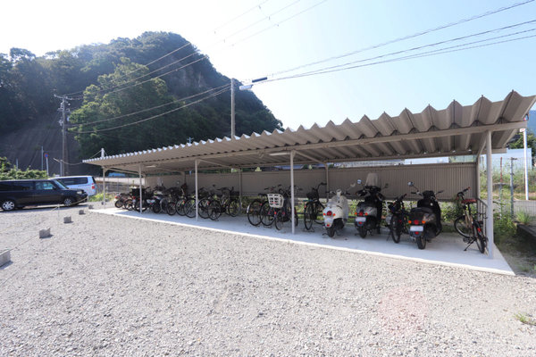 その他　駐輪場（その他）まで50m