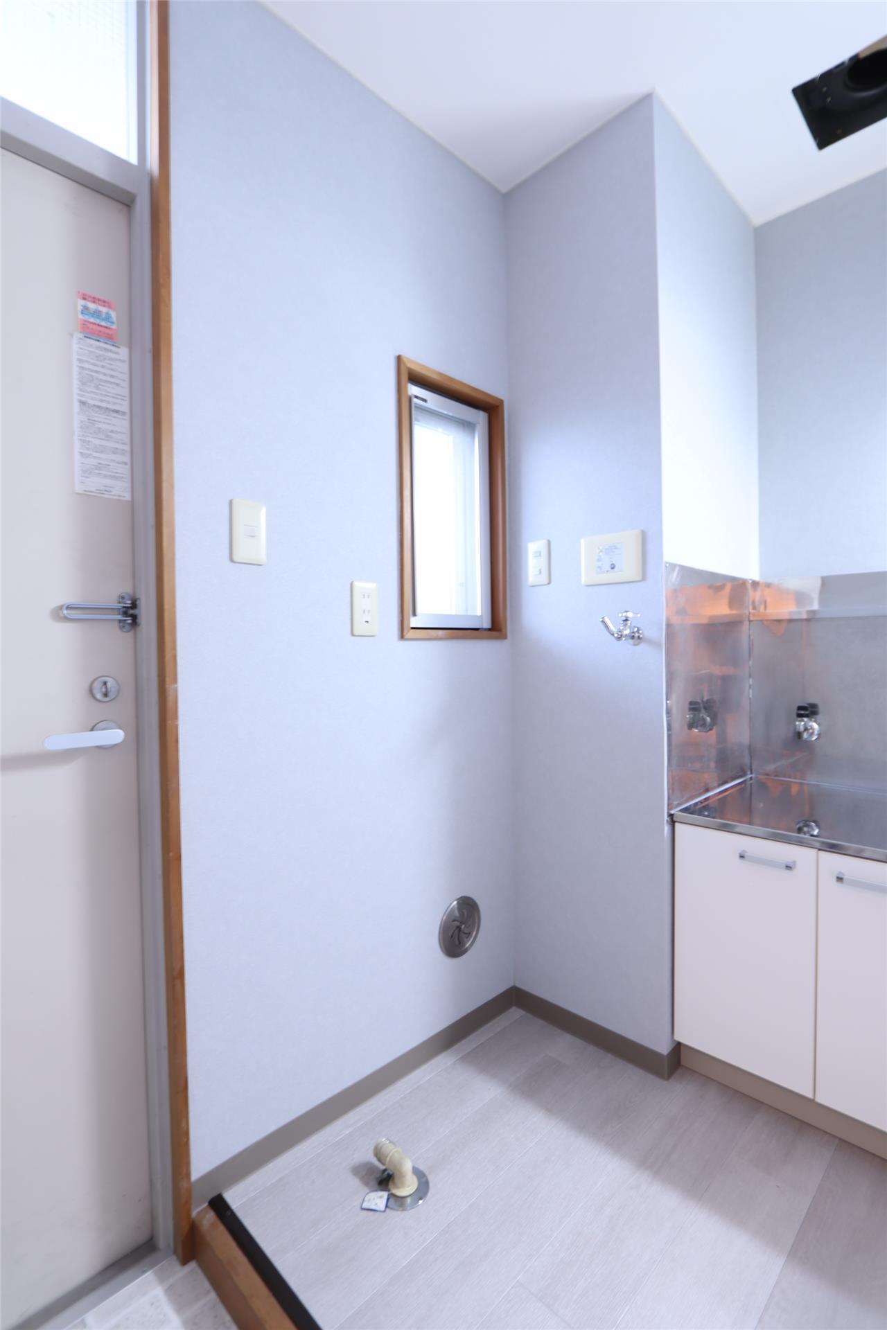 洗面設備　洗濯機置場