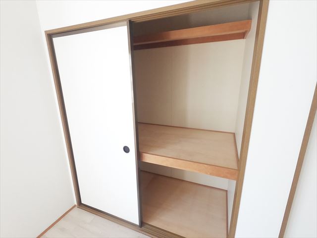 収納　押し入れ